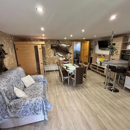 Bibic Vendeghaz Apartment